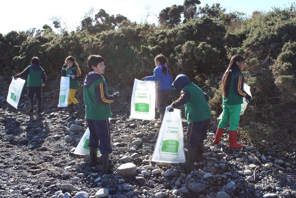 Isla Cheñiao fue beneficiada con operativo de limpieza de playa