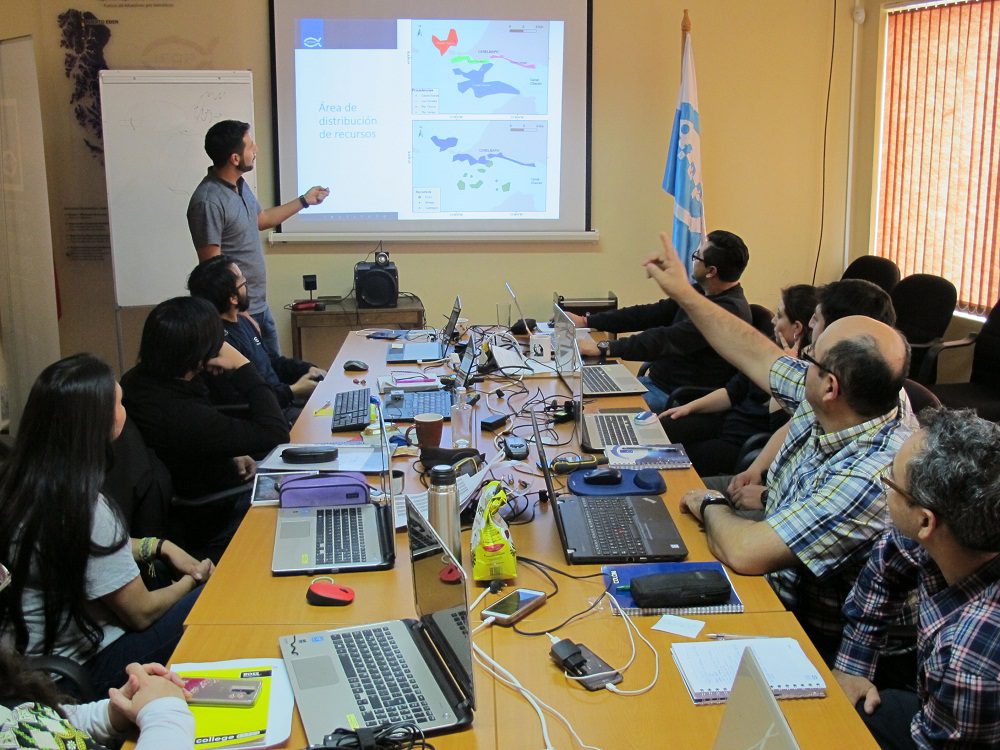 En IFOP Punta Arenas: realizaron taller sobre manejo de datos de georreferenciación de zonas de pesca
