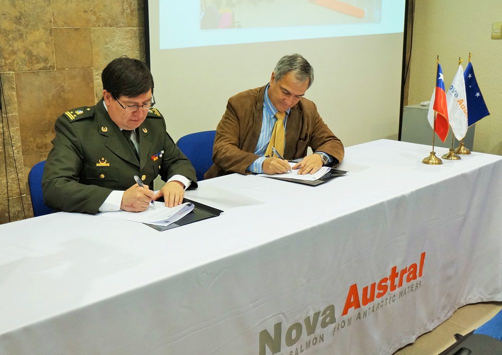 Nova Austral firma nuevo convenio con Bomberos de Porvenir