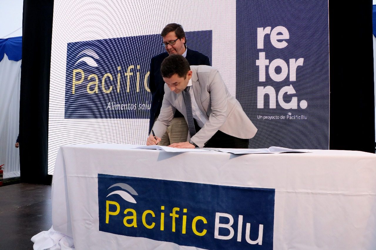 PacificBlu lanza proyecto de reciclaje para descontaminar océanos y mejorar espacios públicos de Talcahuano