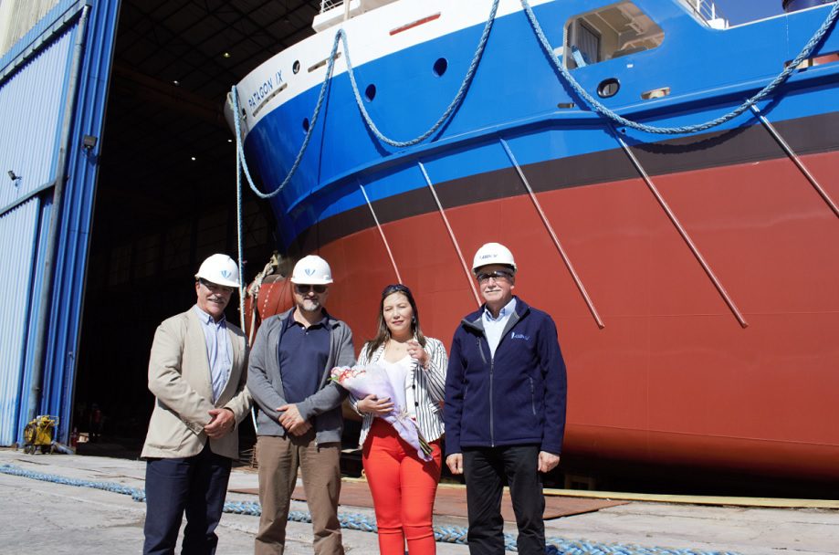 Empresa nacional de wellboats celebra botadura de nueva embarcación