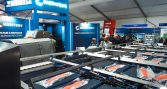 Meritens presentó en Aquasur 2026 la máquina más grande de la feria para optimizar filetes de salmón