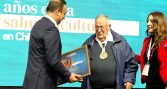El académico participó en proyectos pioneros de piscicultura, estudios territoriales y formación de profesionales en los primeros años del desarrollo acuícola en el sur austral.