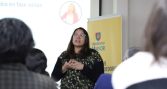 Investigadora expone avances en el uso de péptidos antimicrobianos para enfrentar enfermedades en salmonicultura