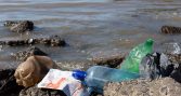 Contraloría detecta retrasos y falta de coordinación en estrategia nacional para gestionar residuos marinos y microplásticos